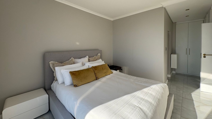 To Let 2 Bedroom Property for Rent in Bloubergstrand Western Cape